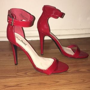 Gently worn SEXY red heels